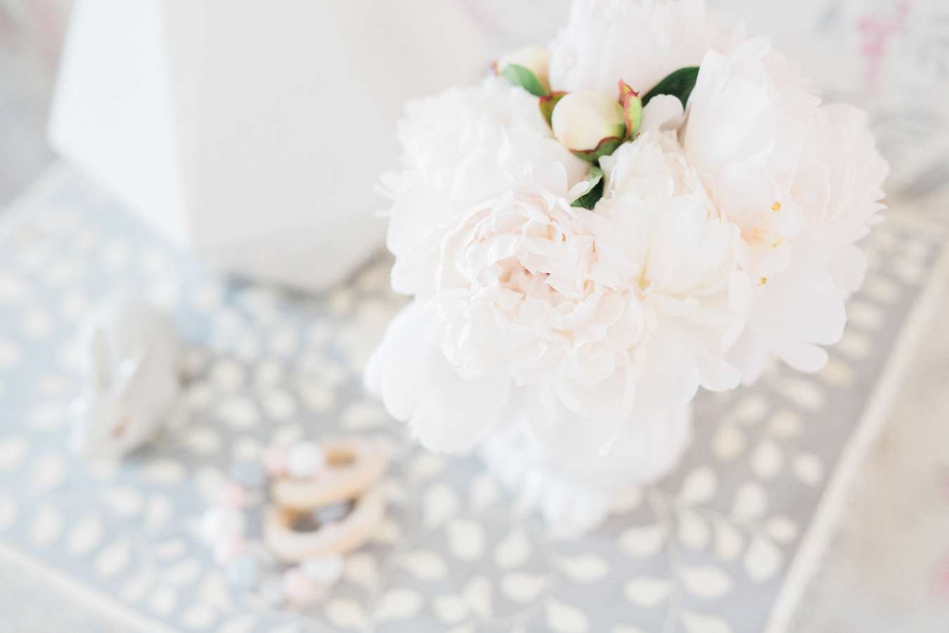 Sample Post with Shop the Post Widget